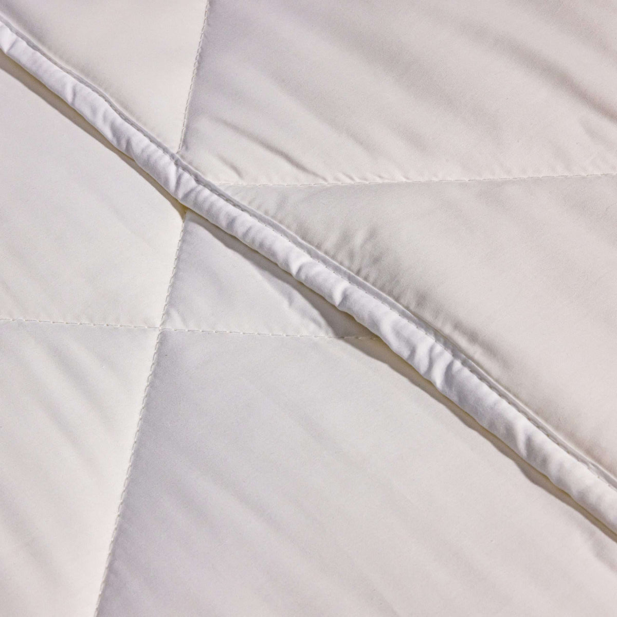 Deluxe Washable Wool Duvet image 3